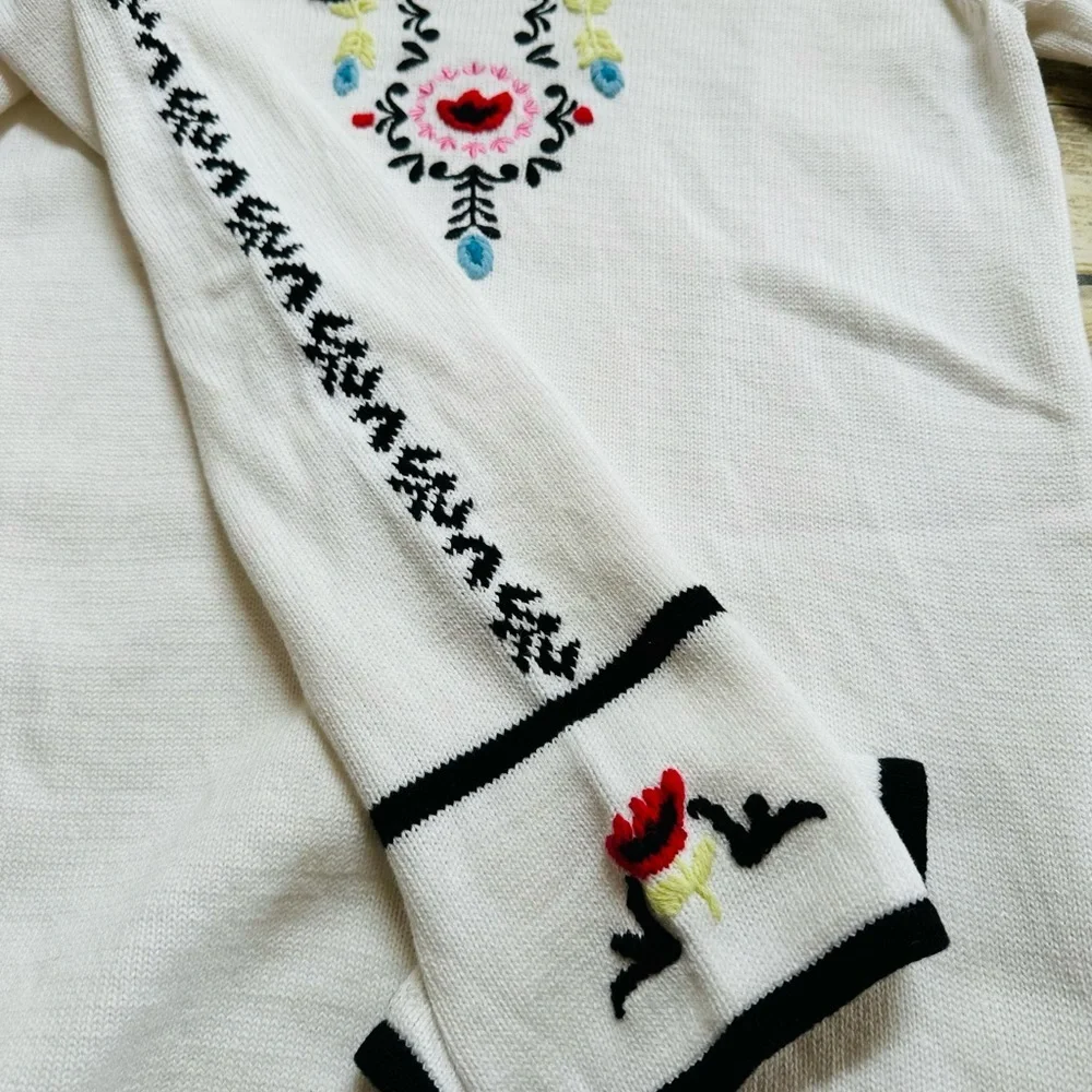 Hanna Andersson gorgeous knit sweater! Size 12 (150euro)